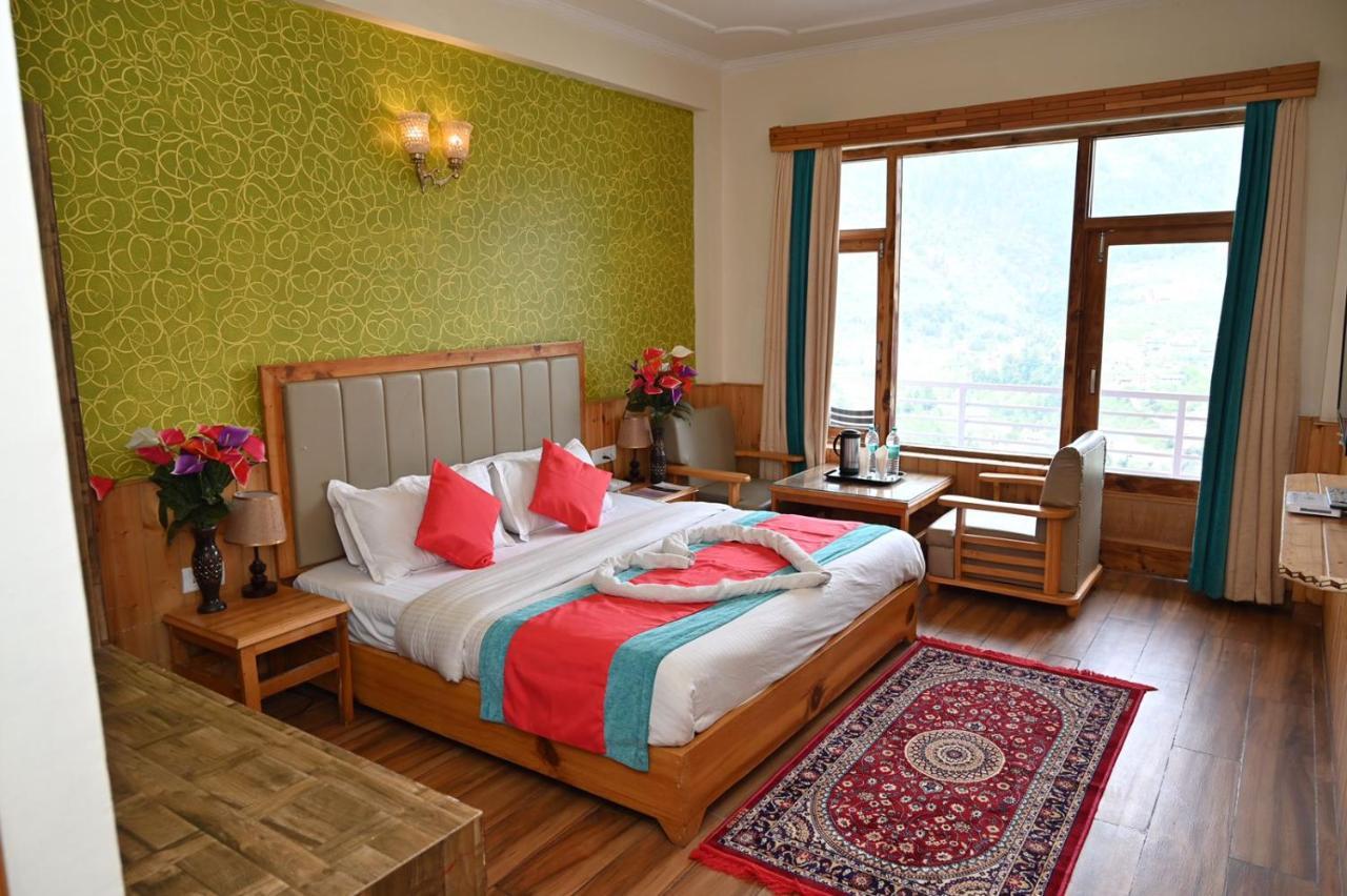 Hotel Seven Hills Manali Buitenkant foto