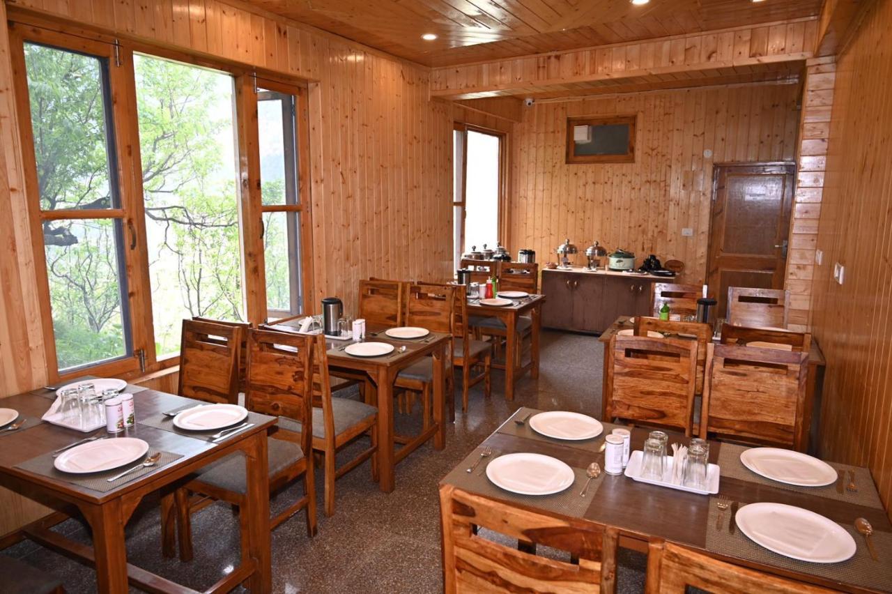 Hotel Seven Hills Manali Buitenkant foto