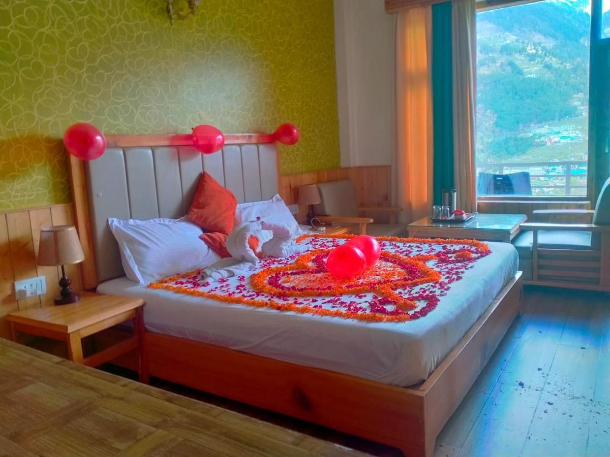 Hotel Seven Hills Manali Buitenkant foto