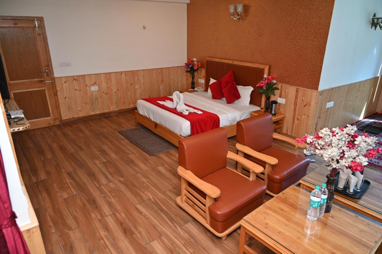 Hotel Seven Hills Manali Buitenkant foto