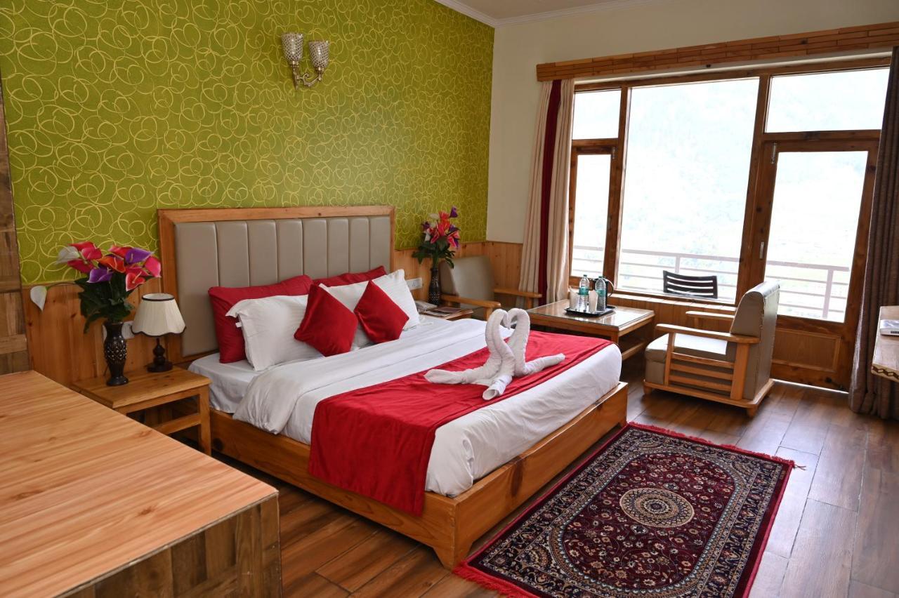 Hotel Seven Hills Manali Buitenkant foto