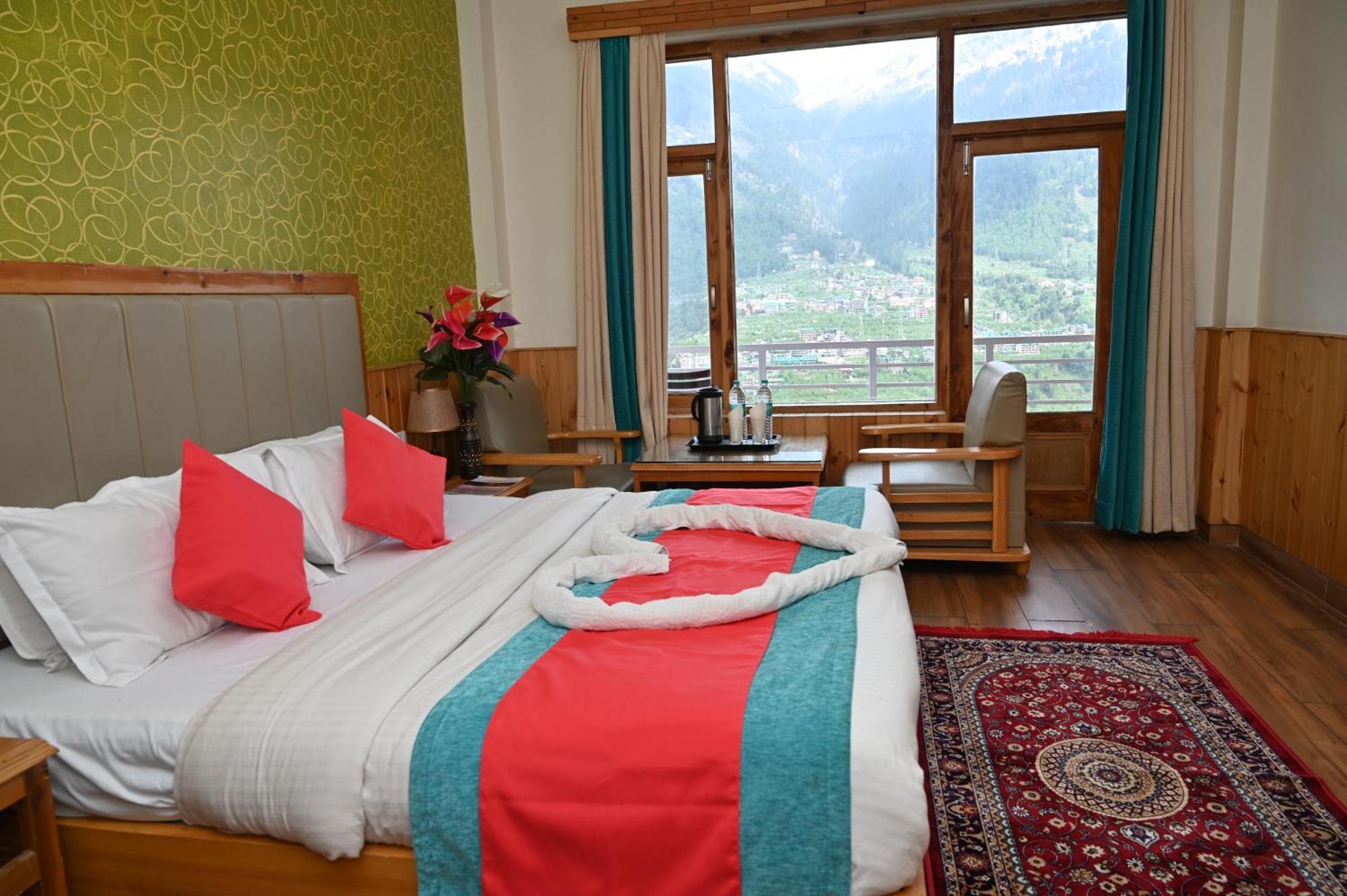 Hotel Seven Hills Manali Buitenkant foto