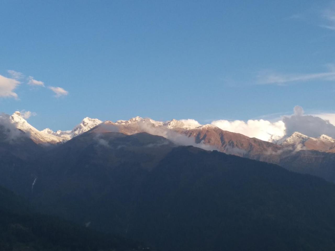 Hotel Seven Hills Manali Buitenkant foto